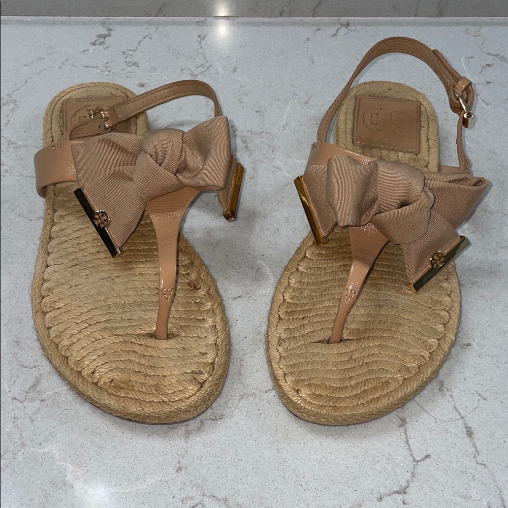 Tory Burch Tan Sandals Bow Accent
